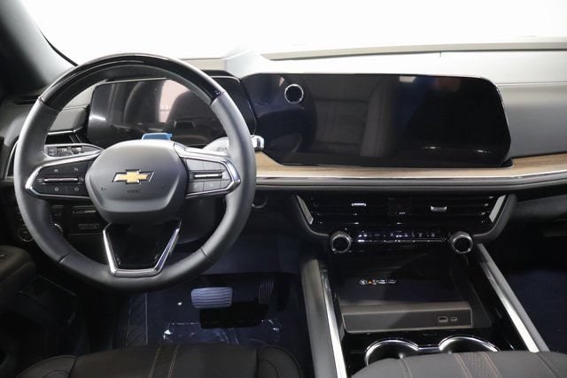 2026 Chevrolet Suburban High Country - Photo 14