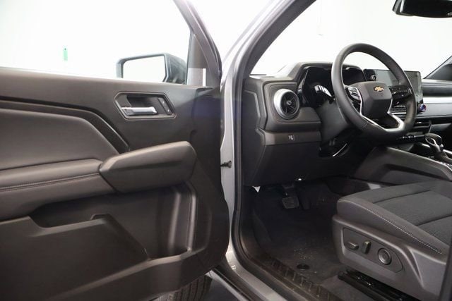 2026 Chevrolet Colorado LT - Photo 8