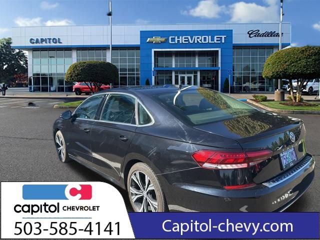 2021 Volkswagen Passat 2.0T SE photo 3
