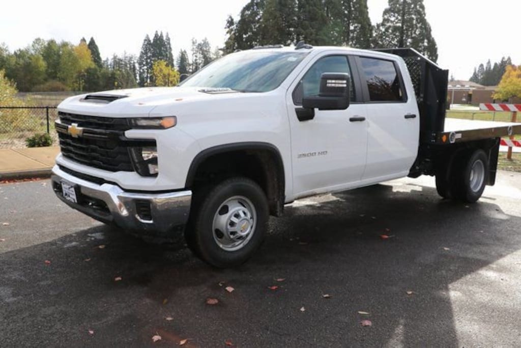 New 2024 Chevrolet Silverado 3500 HD Chassis Cab Work Truck Truck