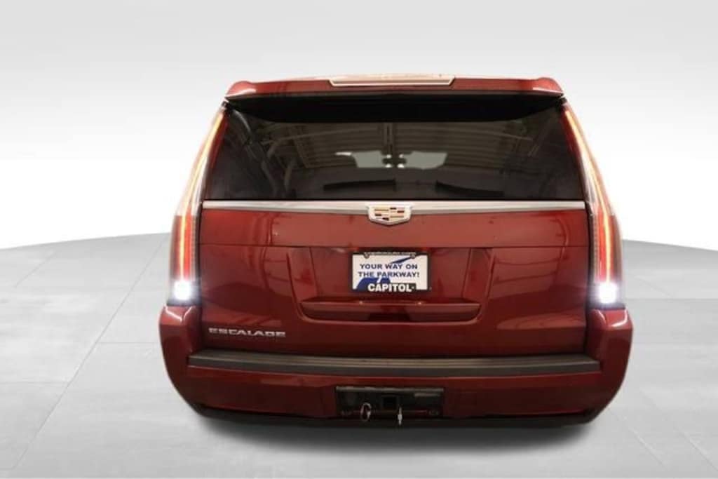 Used 2018 CADILLAC Escalade ESV ESV Standard 4WD SUV