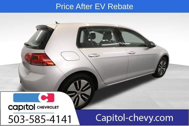 Used 2016 Volkswagen e-Golf e-Golf SE with VIN WVWKP7AU3GW912918 for sale in Salem, OR