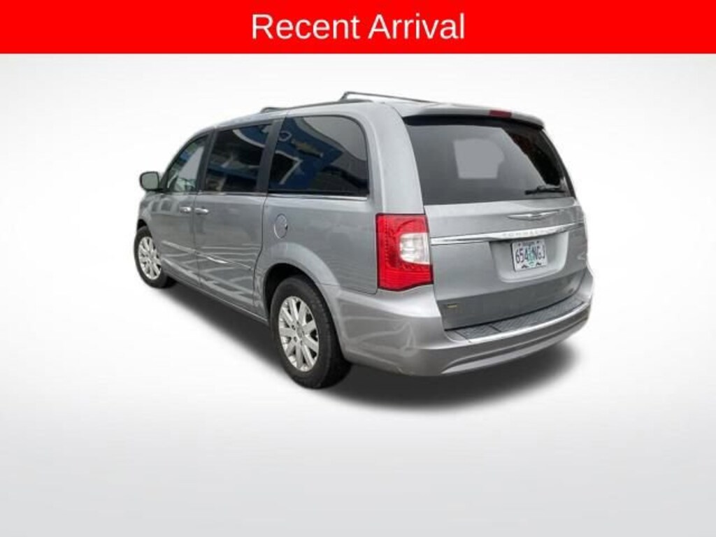 Used 2014 Chrysler Town & Country Touring