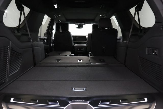 2026 Chevrolet Suburban Premier - Photo 25