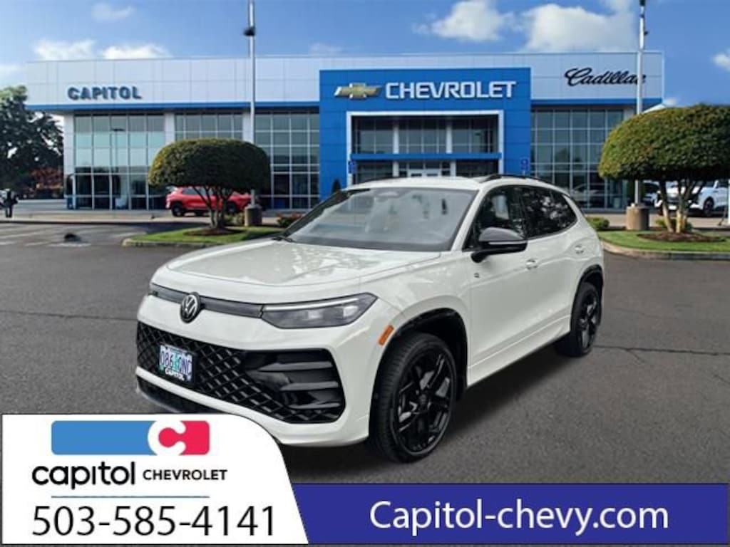 Used 2025 Volkswagen Tiguan SE R-Line Black