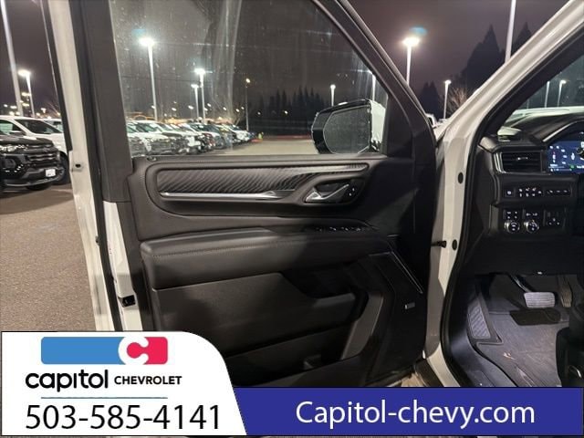 Image of 2024 GMC Yukon XL Denali SUV