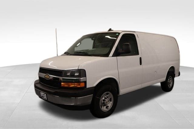 2025 Chevrolet Express Cargo Work Van - Photo 16
