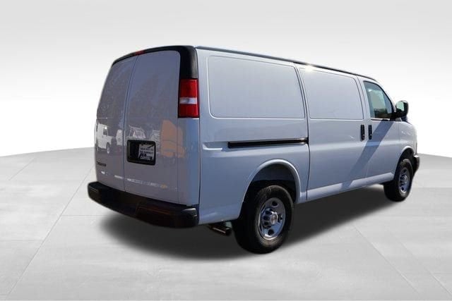 2025 Chevrolet Express Cargo Work Van