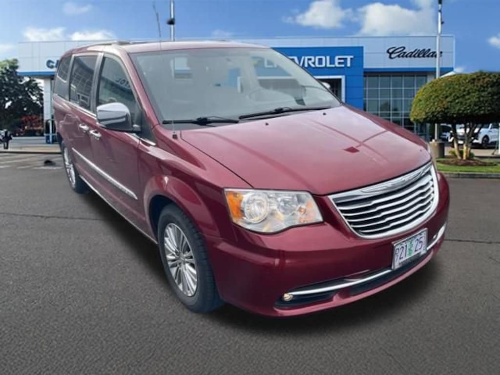 Used 2013 Chrysler Town & Country Touring-L