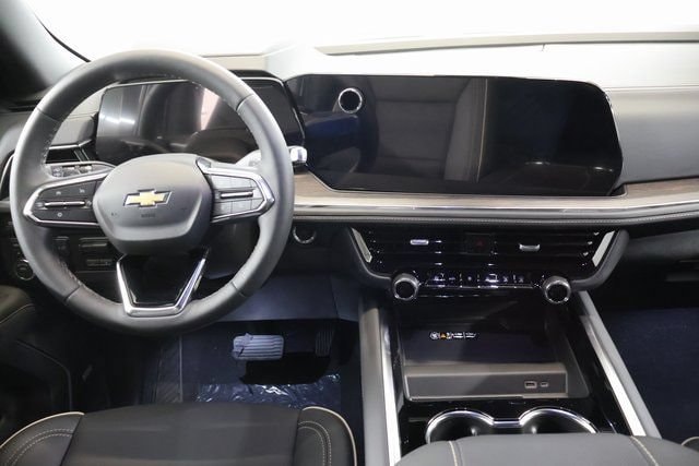 2026 Chevrolet Suburban Premier - Photo 14