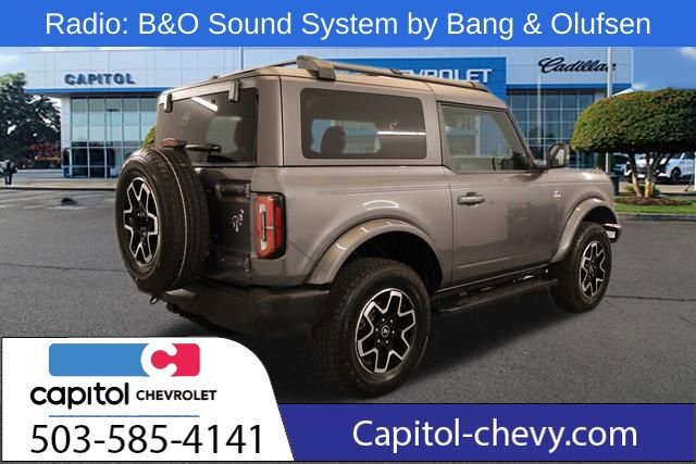2021 Ford Bronco Outer Banks photo 2