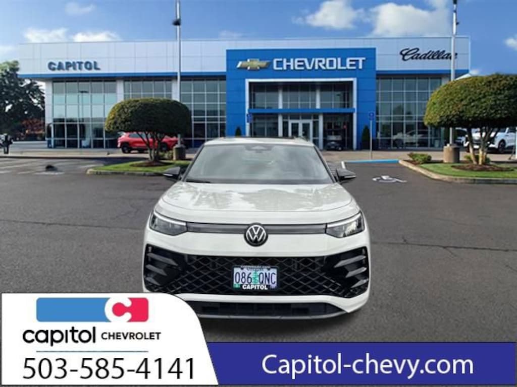 Used 2025 Volkswagen Tiguan SE R-Line Black