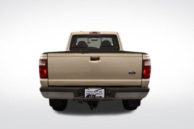 2001 Ford Ranger XL photo 3