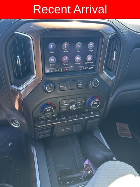 2021 Chevrolet Silverado 1500 High Country photo 3