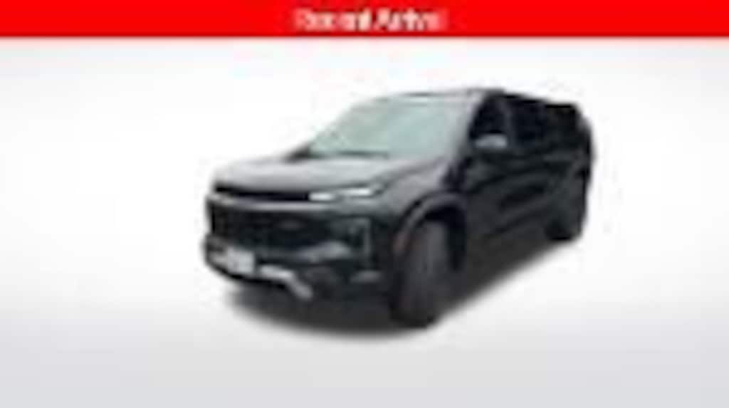 Used 2025 Chevrolet Traverse Z71 SUV