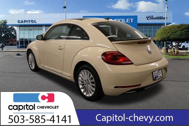 2019 Volkswagen Beetle S photo 3