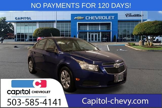 2013 Chevrolet Cruze LS's photo