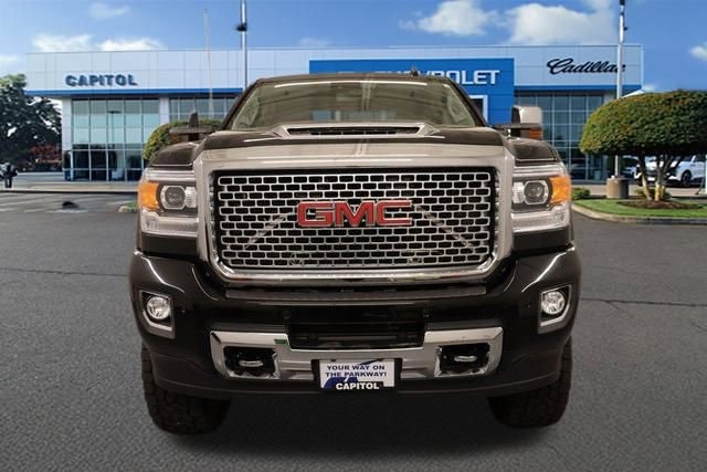 Image of 2017 GMC Sierra 2500 HD Denali Truck