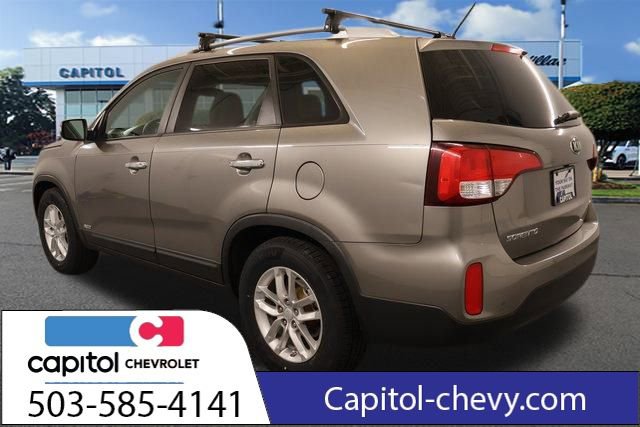 2014 Kia Sorento LX photo 2