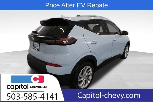 Used 2022 Chevrolet Bolt EUV LT with VIN 1G1FY6S08N4121841 for sale in Austin, TX