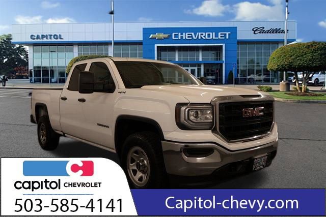 2018 GMC Sierra 4WD Double Cab Standard Box's photo
