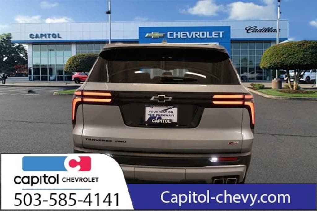 Used 2025 Chevrolet Traverse Z71 SUV