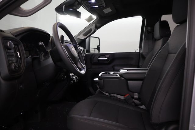 2026 Chevrolet Silverado 2500 HD Custom - Photo 12
