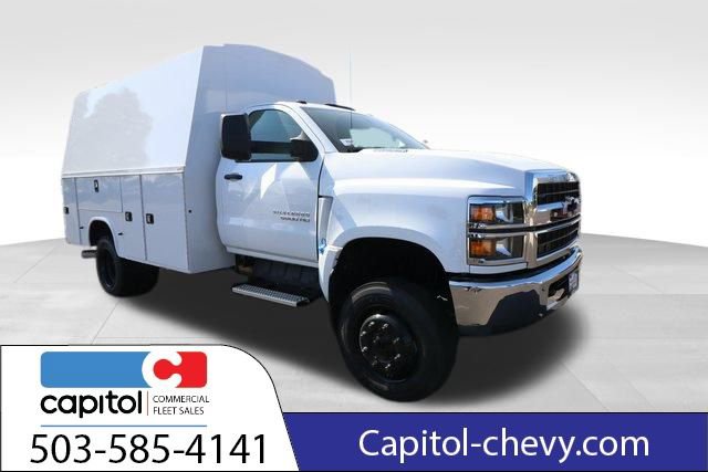 2024 Chevrolet Silverado 4500 Medium Duty Chassis Cab Work Truck's photo