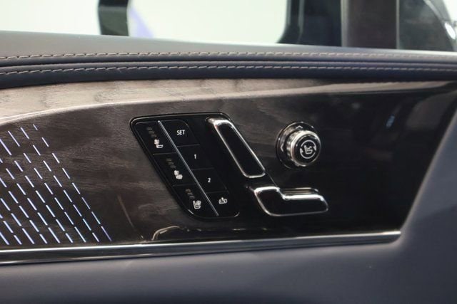 2026 Cadillac Escalade IQL Premium Luxury - Photo 9