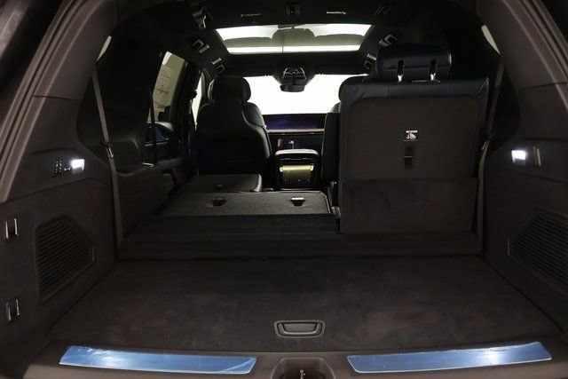 2026 Cadillac Escalade IQL Premium Luxury - Photo 23