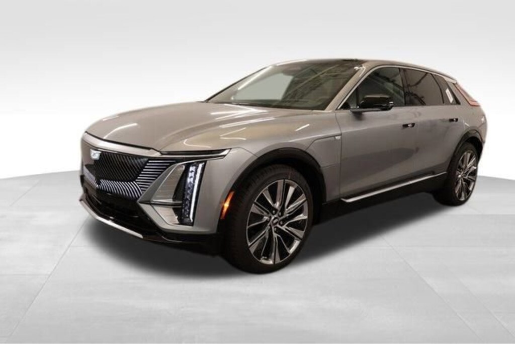 New 2026 CADILLAC LYRIQ Signature Luxury SUV