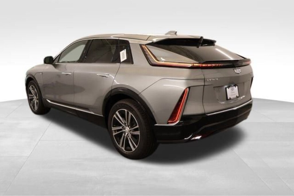 New 2026 CADILLAC LYRIQ Luxury SUV