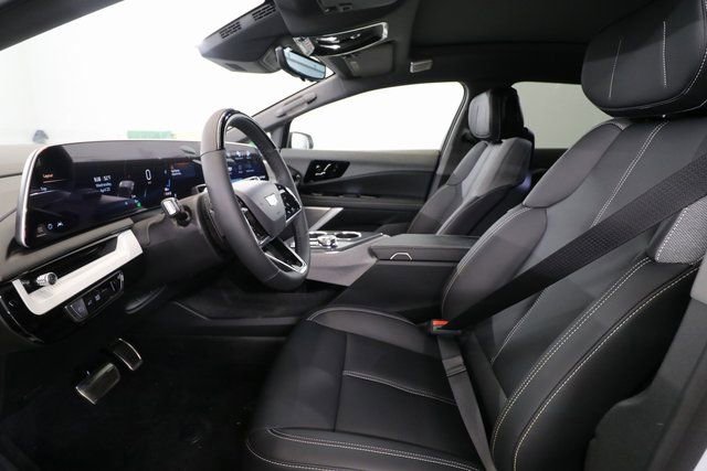2025 Cadillac Optiq Sport photo 4
