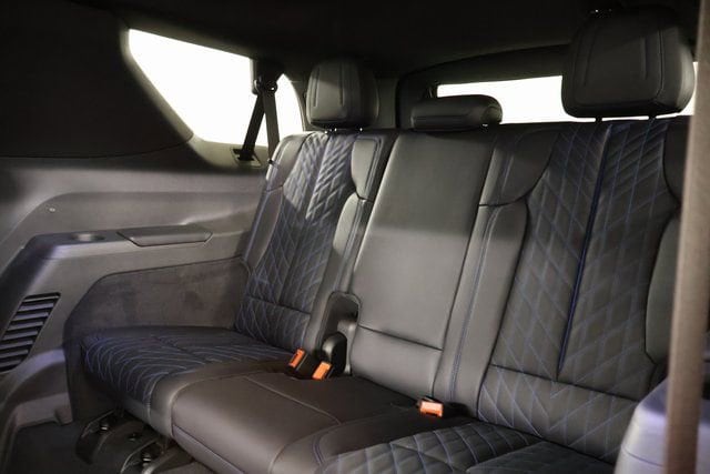 2026 Cadillac Escalade IQL Luxury - Photo 31