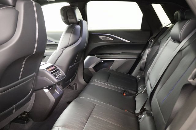 2026 Cadillac LYRIQ Signature Luxury - Photo 27