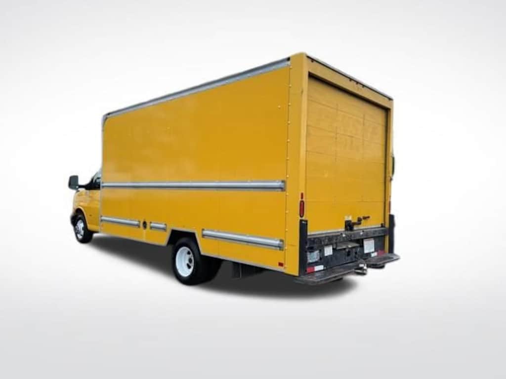 Used 2018 GMC Savana Cutaway 3500 3500 Van 177 Cutaway Van