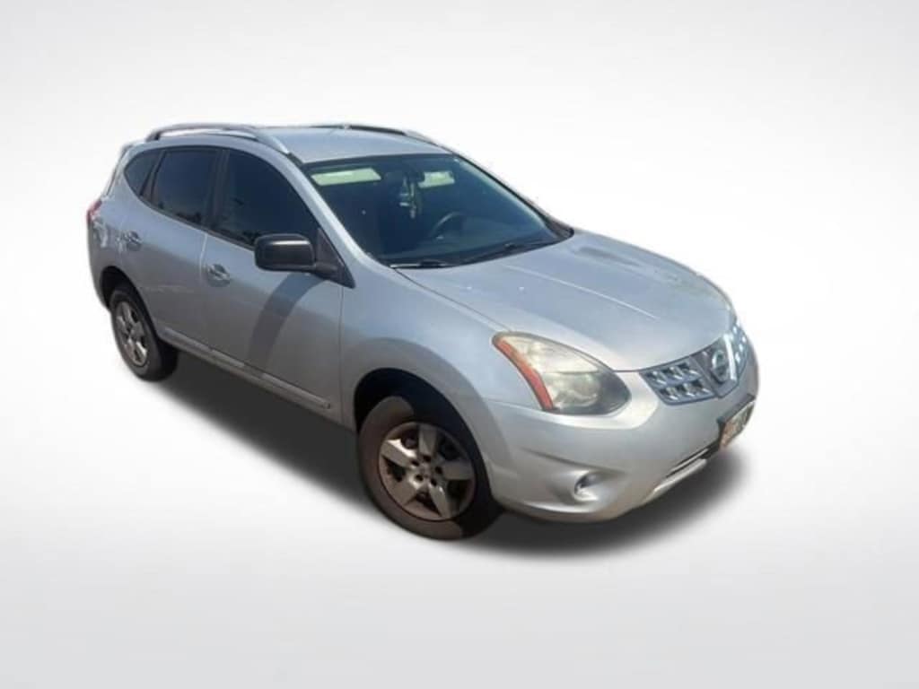 Used 2015 Nissan Rogue Select S