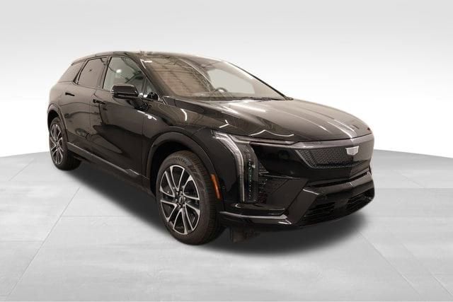 2025 Cadillac OPTIQ Sport 2
