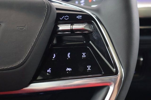 2026 Cadillac Escalade IQL Premium Luxury - Photo 16