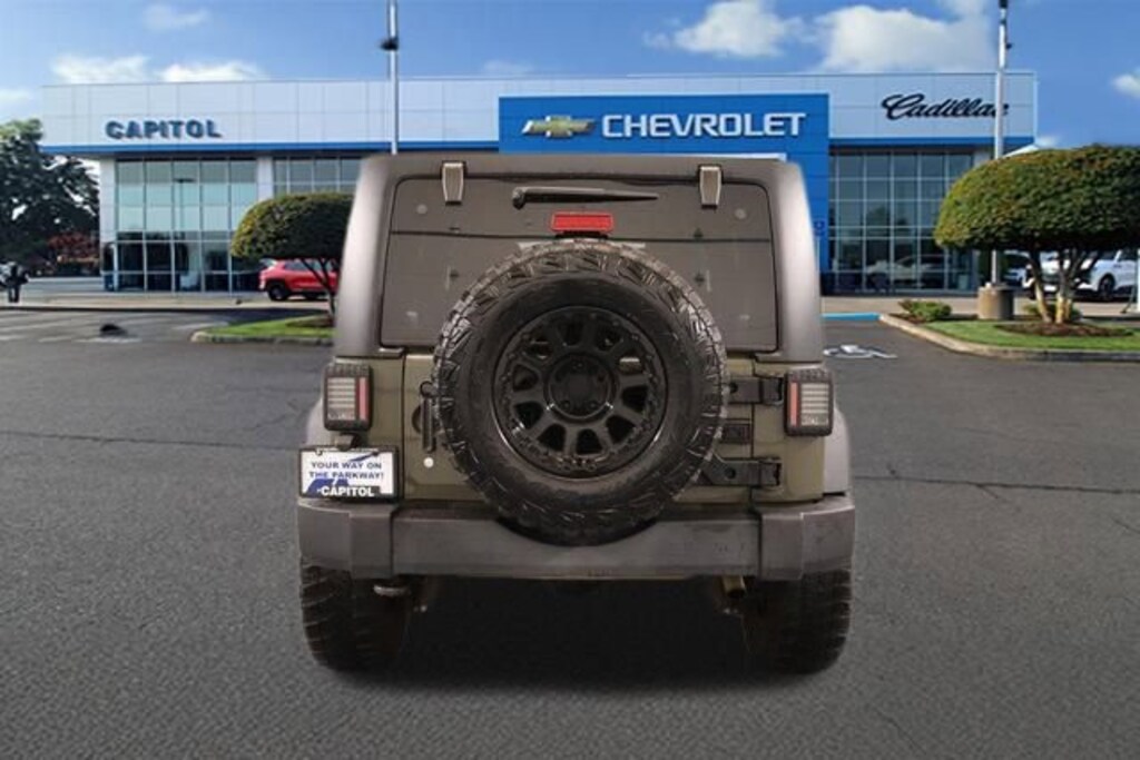 Used 2015 Jeep Wrangler Unlimited Sport