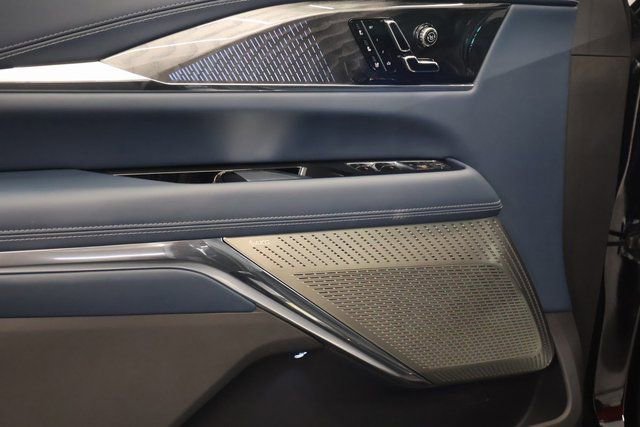 2026 Cadillac Escalade IQL Premium Sport - Photo 7