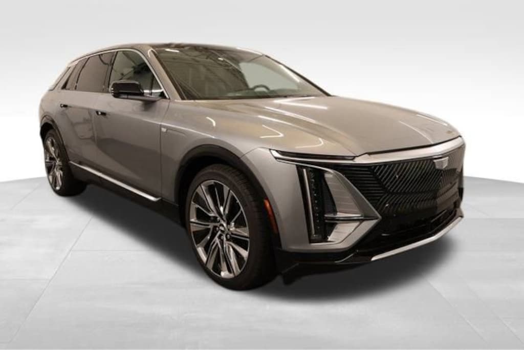 New 2026 CADILLAC LYRIQ Signature Luxury SUV