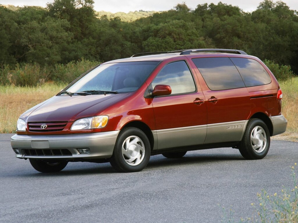 Used 2003 Toyota Sienna CE