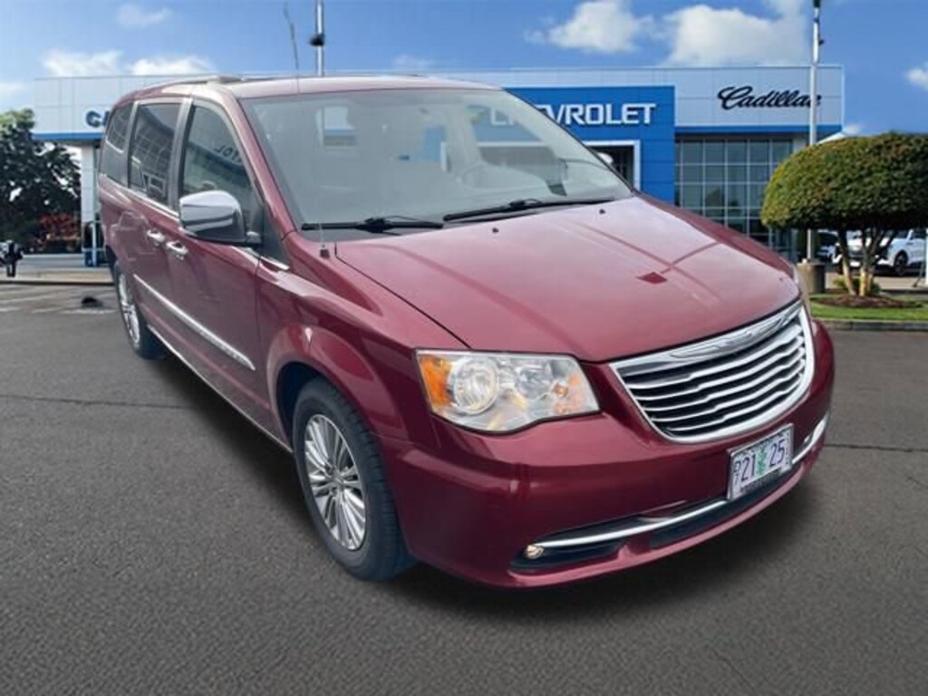Used 2013 Chrysler Town & Country Touring-L