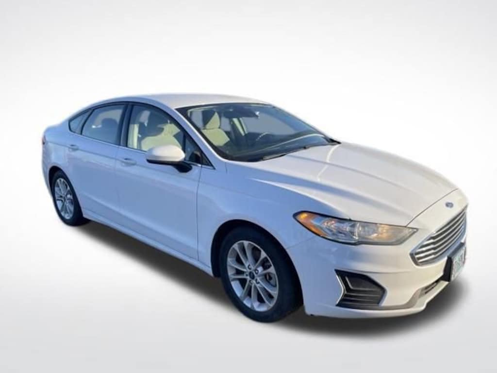 Used 2019 Ford Fusion SE