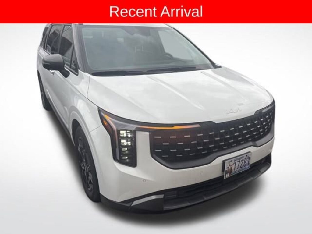 Used 2025 Kia Carnival SX Prestige