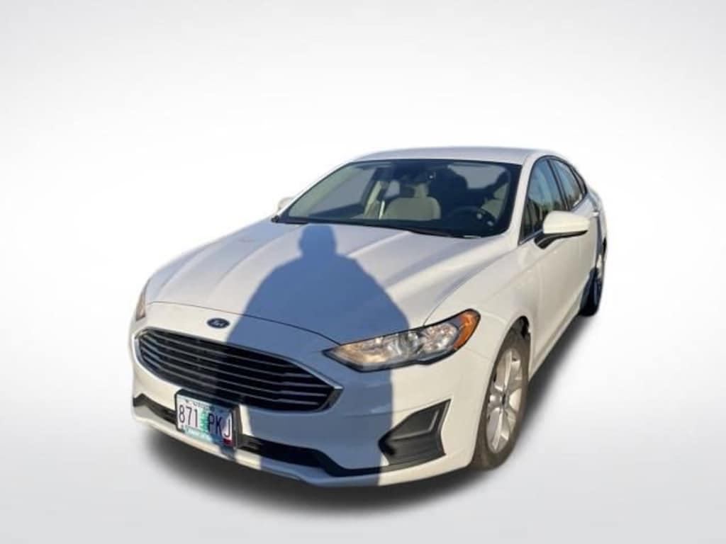 Used 2019 Ford Fusion SE
