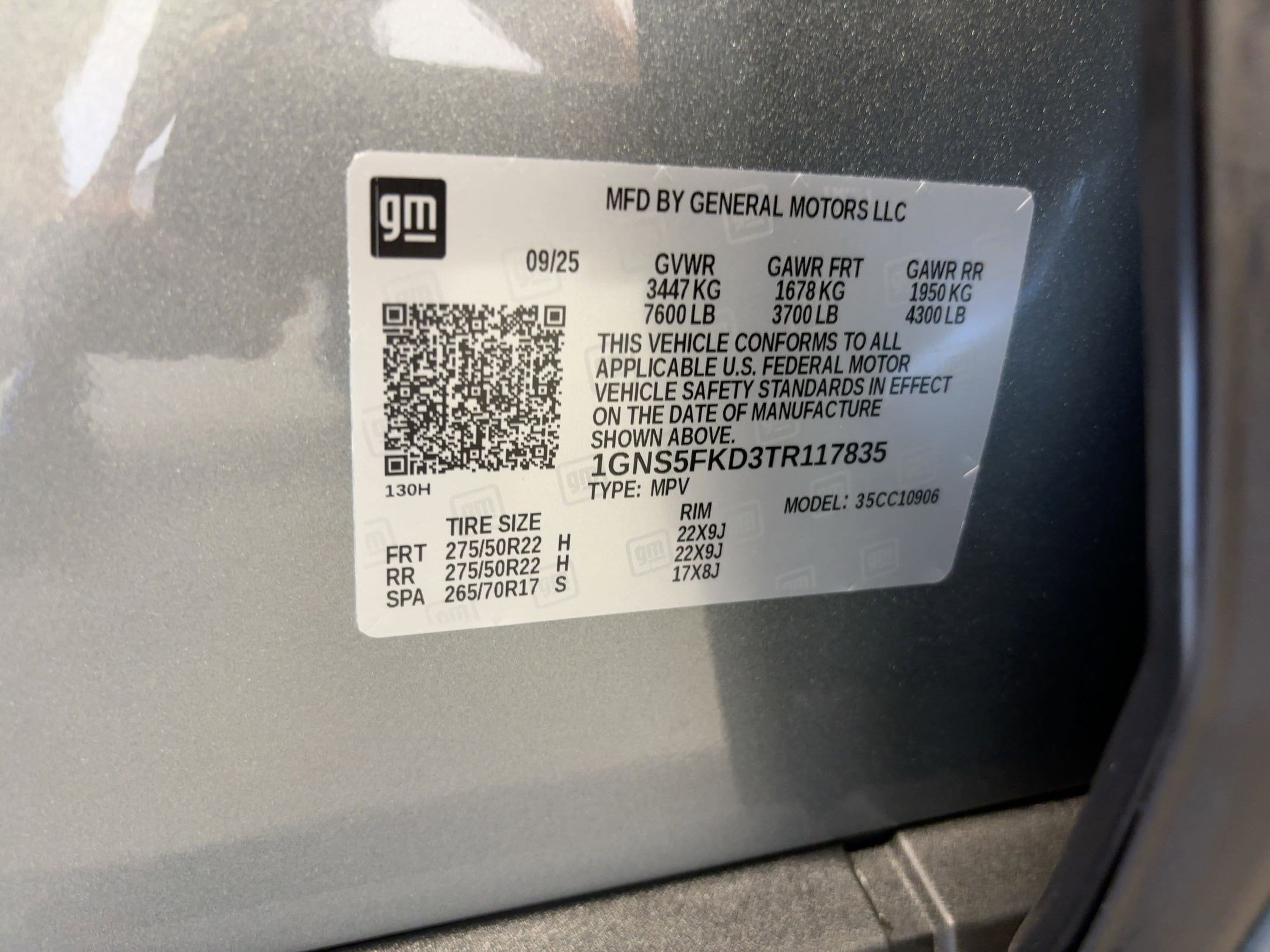 2026 Chevrolet Suburban Premier - Photo 19