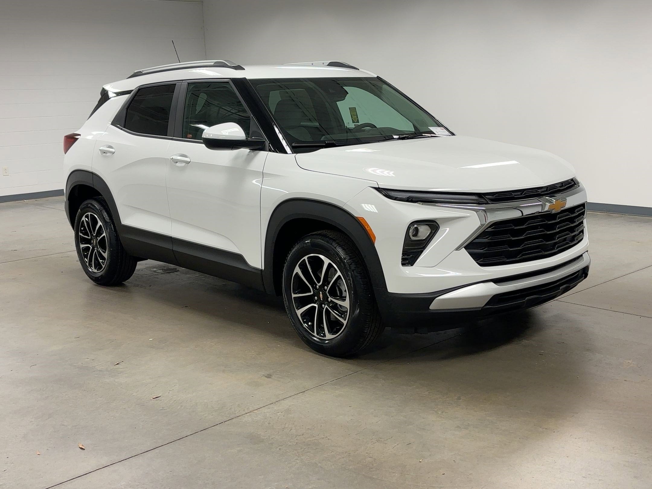 2026 Chevrolet Trailblazer LT photo 4