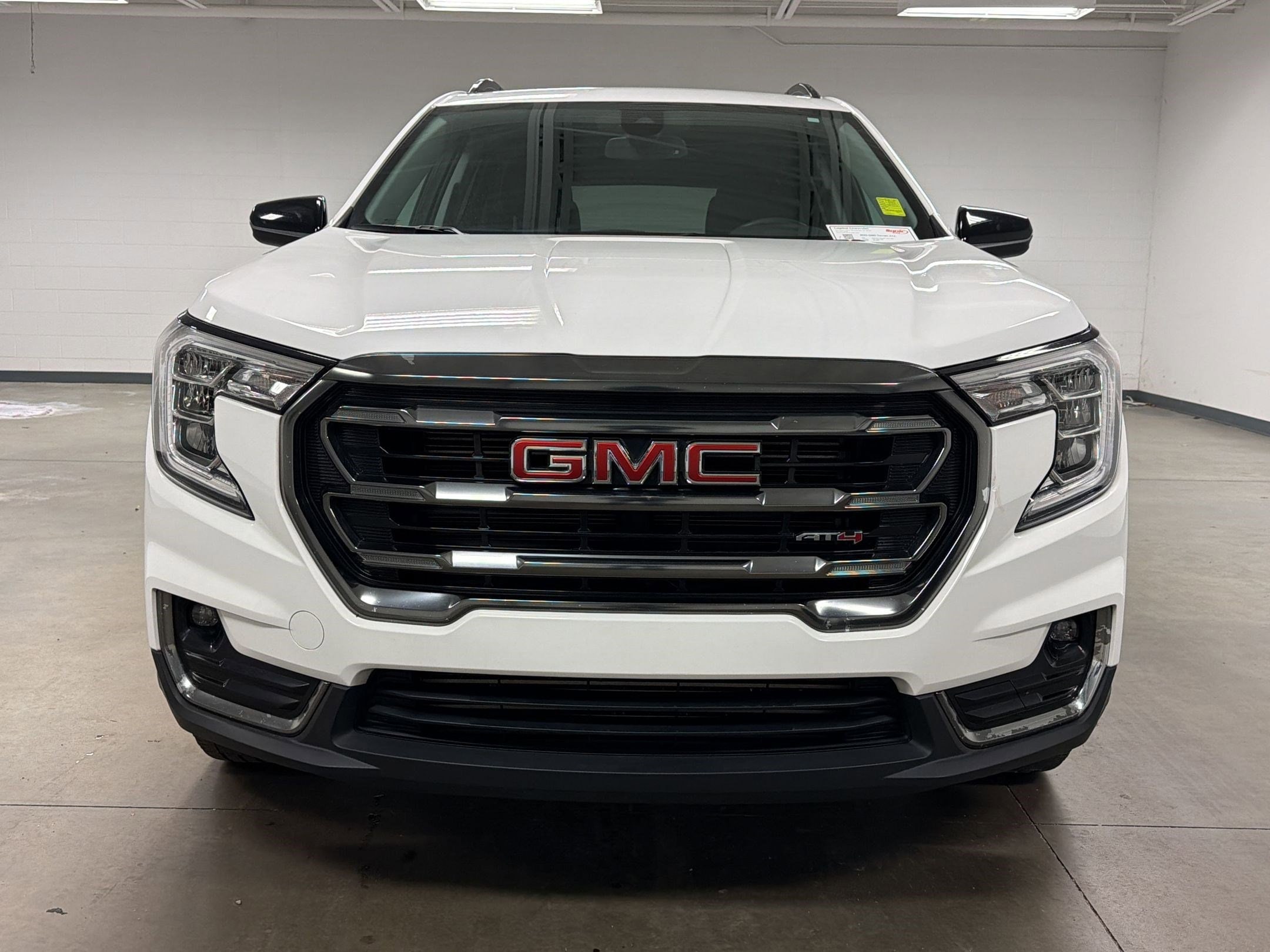 2023 GMC Terrain AT4 photo 4